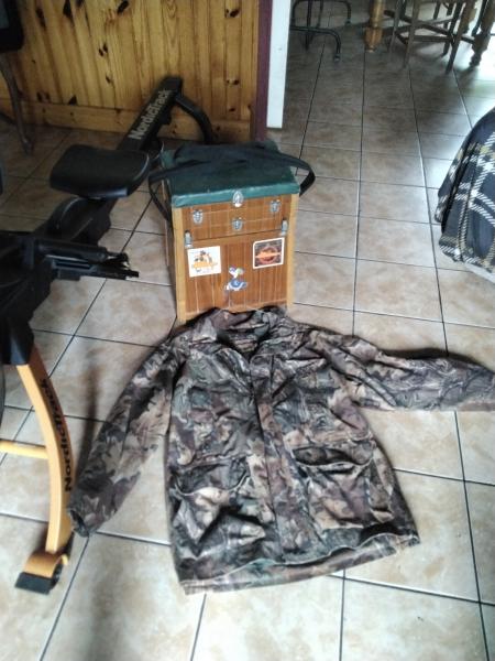 AV caisse à pêche plus veste chasse camo Aigle neuve xl - Divers - FastAnnonces.fr : Les annonces gratuites et rapides