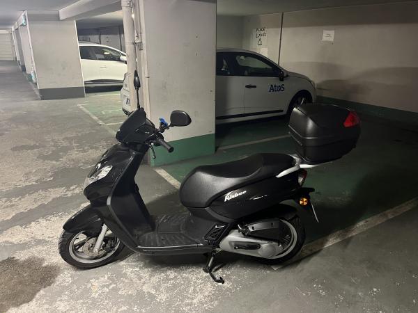 Scooter Kisbee 4T - Scooter - FastAnnonces.fr : Les annonces gratuites et rapides